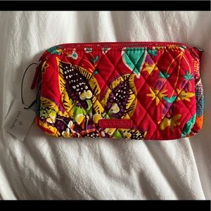 Vera Bradley- Double Zip Cosmetic Case in Rumba (discontinued pattern) Unused